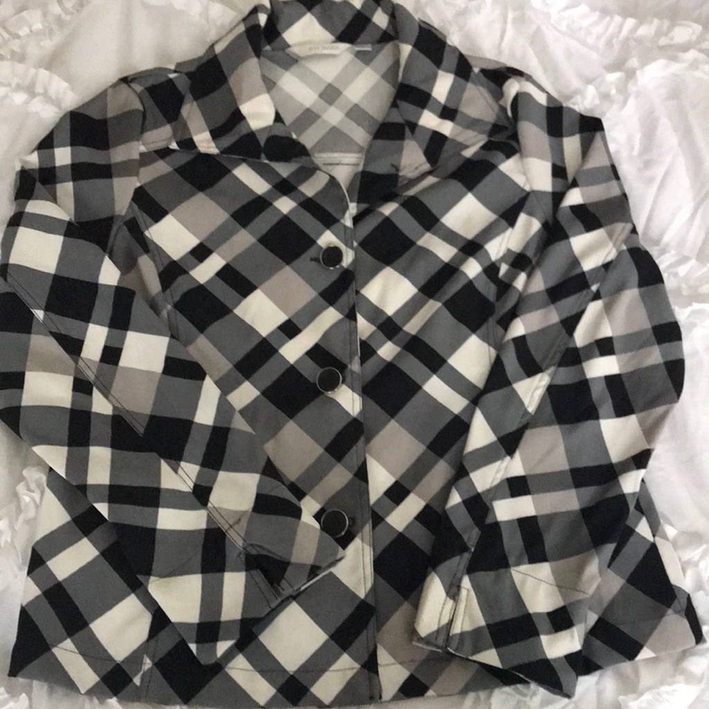 Patterned Check Button Down Blouse